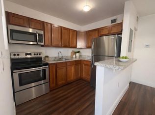 540 NW 7th St #26, Miami, FL 33136