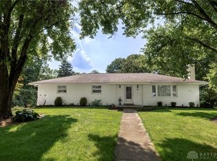 129 Lamp Lighter Trl, Dayton, OH 45429