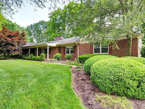 3rd image of 1234 Ashburton Dr