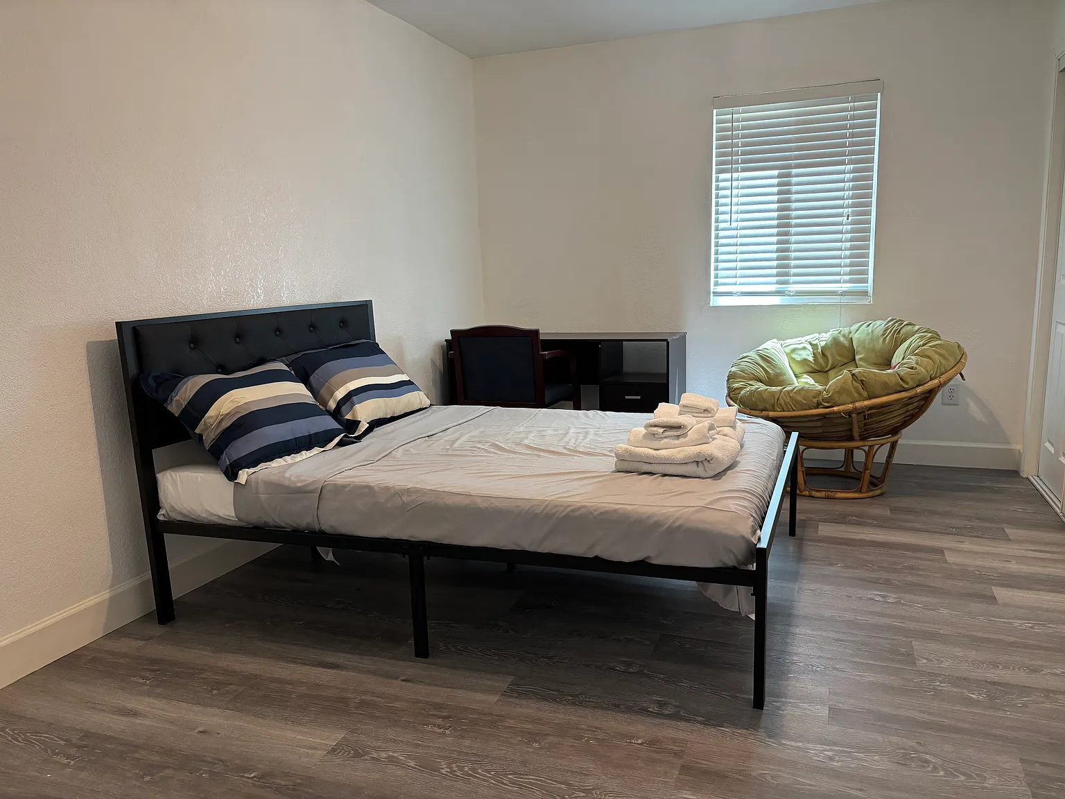 5 bed, $7,500 — Photo 4
