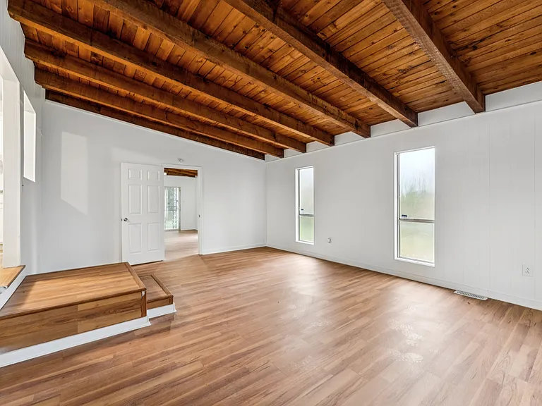 417 Price Dr — Photo 15