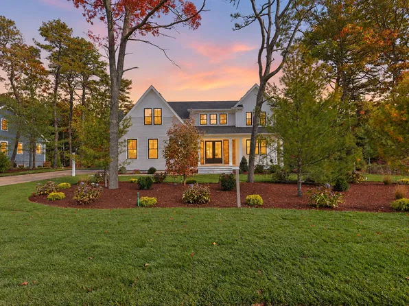 4 Osprey Court, Mashpee, MA 02649