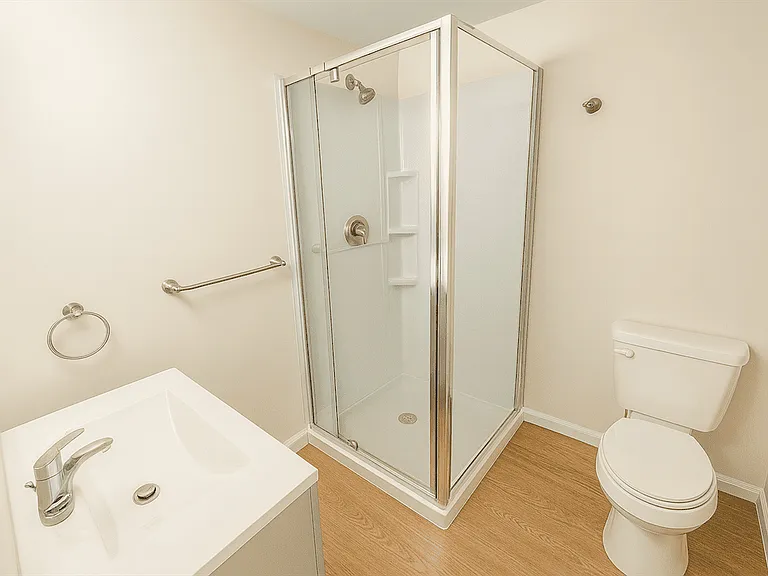 422 N Hamilton St #3 — Photo 4