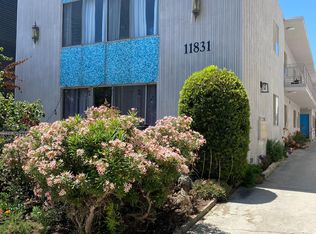11831 Mayfield Ave #5, Los Angeles, CA 90049