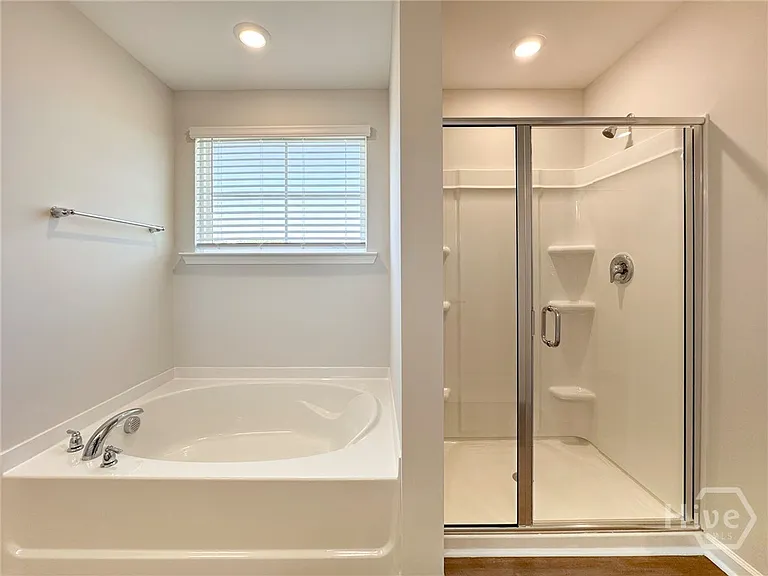 104 Fenway St — Photo 20
