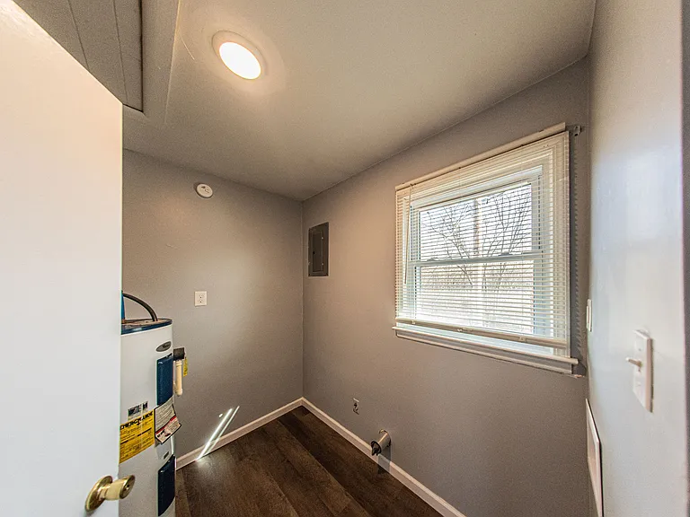 120 Lake Dr #2 — Photo 23