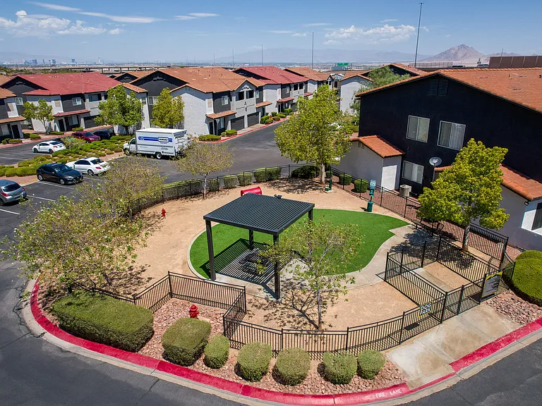 The Townhomes at Horizon Ridge — Photo 7