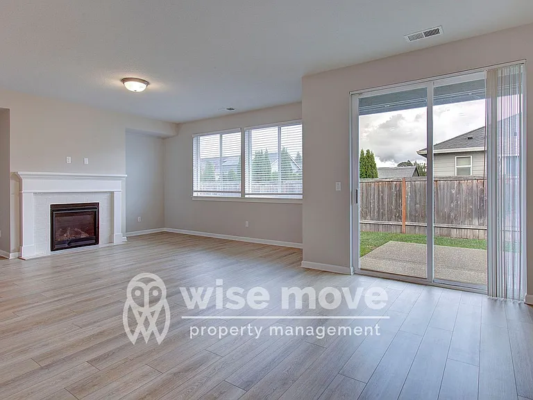 811 SW 4th Ave — Photo 9
