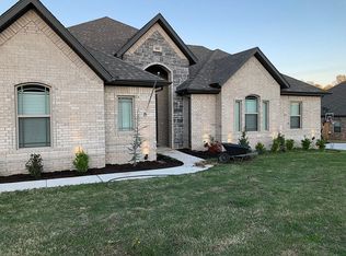 602 Quail Run, Springdale, AR 72762
