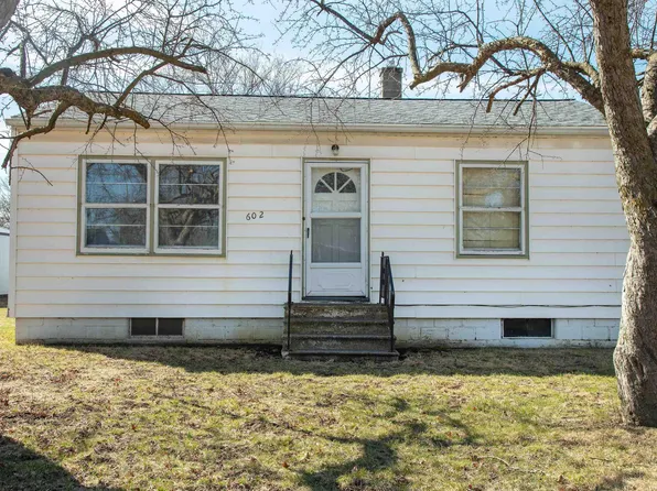 602 E End Ave, Evansdale, IA 50707