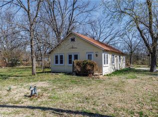 4028 County Road 3745, Independence, KS 67301