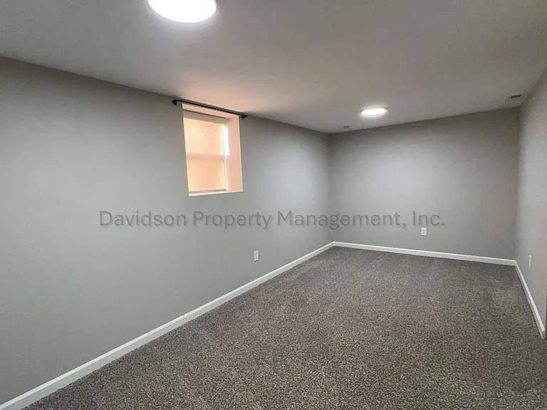 3040 Garland Ter — Photo 15