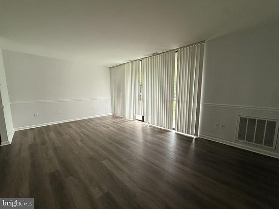 5th image of 784 Quince Orchard Blvd #P2