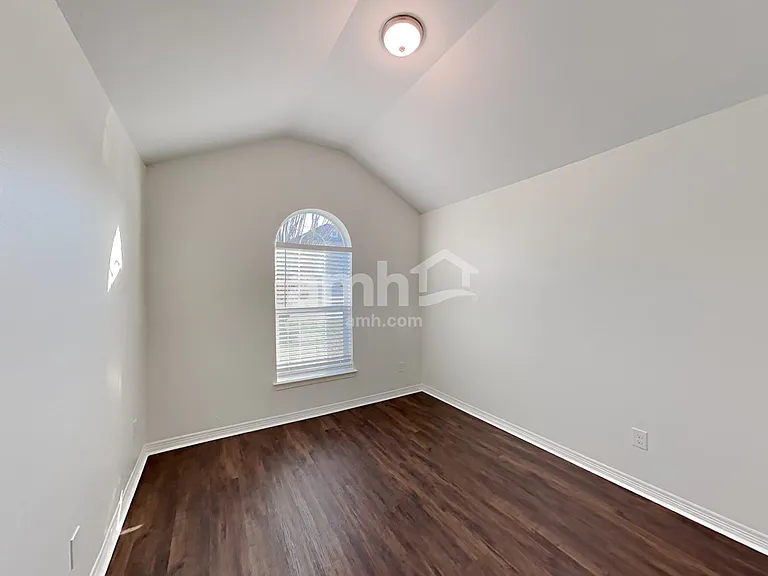2204 Perkins Crossing Dr — Photo 14