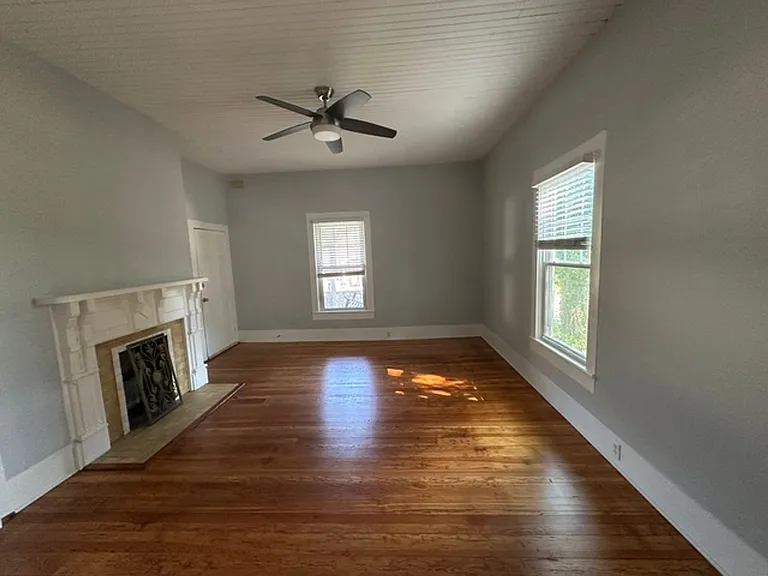918 Franklin St #2 — Photo 1