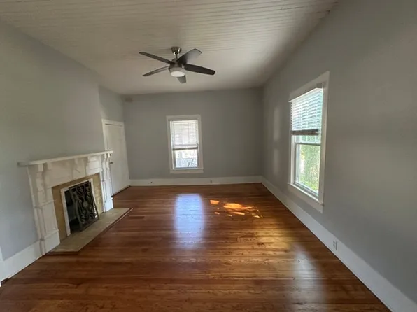 918 Franklin St APT 2, Winston Salem, NC 27101