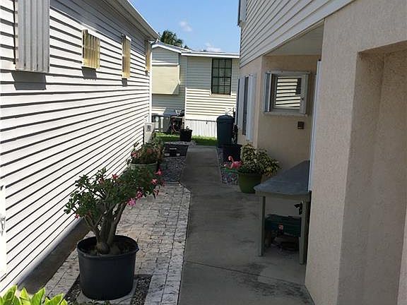4th image of 1005 Nettles Blvd