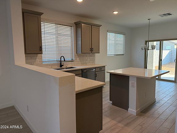 3rd image of 17065 W SELDON Lane