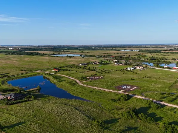 1 E 880th Rd, Cashion, OK 73016