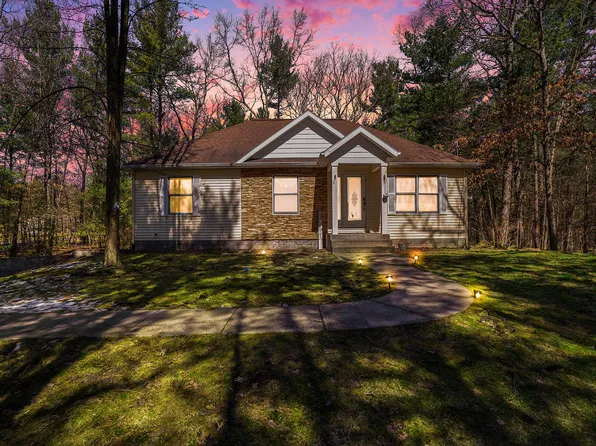 3258 E Michillinda Rd, Twin Lake, MI 49457