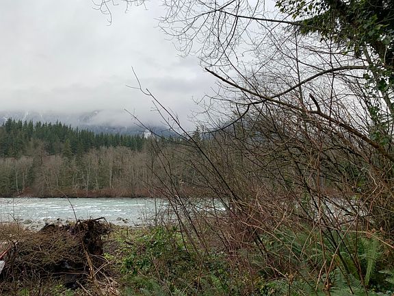 5th image of 17903 433rd Ave SE