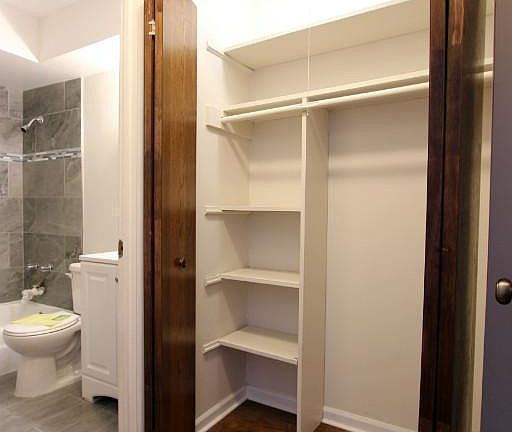 5th image of 1038 W Hollywood Ave #1040424