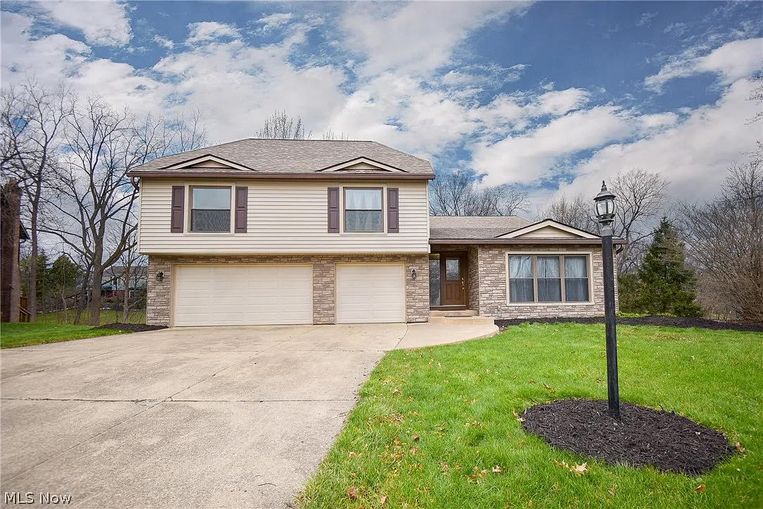 18086 Winchester Ct photo 1