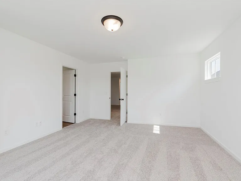 16043 Meadow Frost Ct — Photo 17