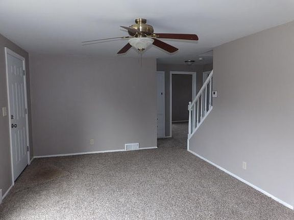 3rd image of 153 Terrace Dr