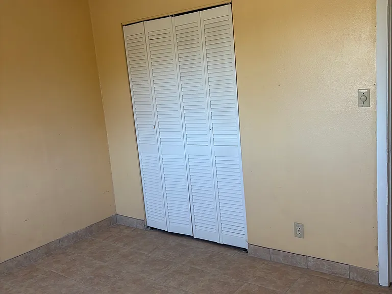 4417 W Bonanza Rd — Photo 22