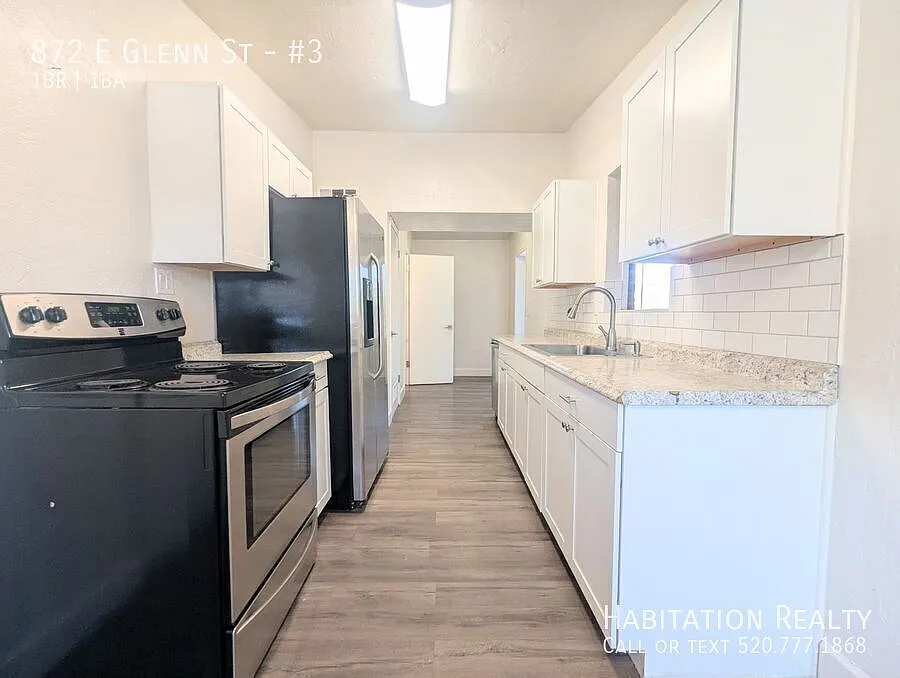Recently renovated, brick, 1bed/1bath home + office/den on Glenn/1st Ave! — Photo 1