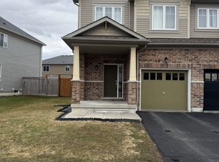 49 Artania St, Oshawa, ON L1L 0E6