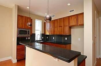 1st image of 1738 Franklin St #2E