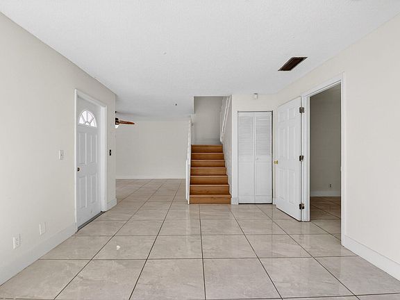 5th image of 136 Woodland Road