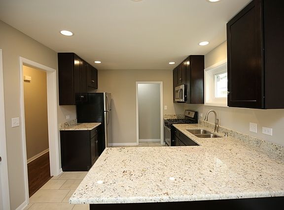 3rd image of 7235 N Keating Ave