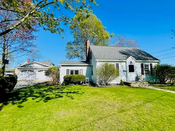 314 N 3rd St, Plymouth, IN 46563