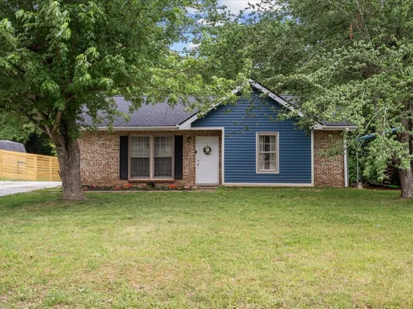 321 Kevin Dr, Dickson, TN 37055