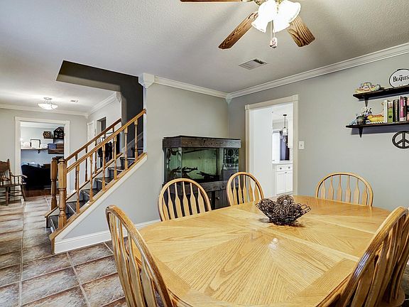 5th image of 3931 Forest Village Dr