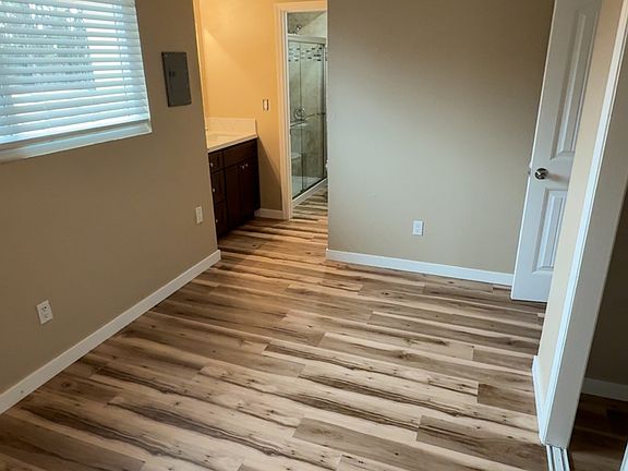 4th image of 5277 Naranja St #4