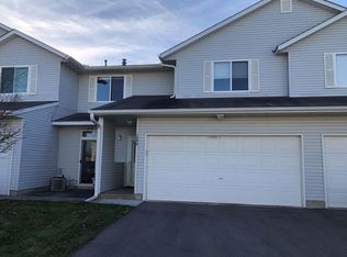 1880 Parkway Ave, Shakopee, MN 55379