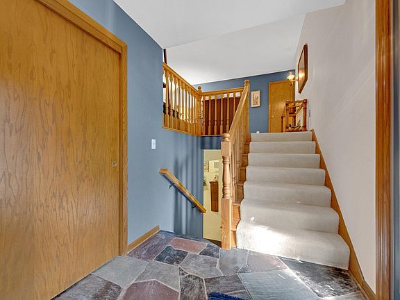 3rd image of 12628 Parkwood Dr