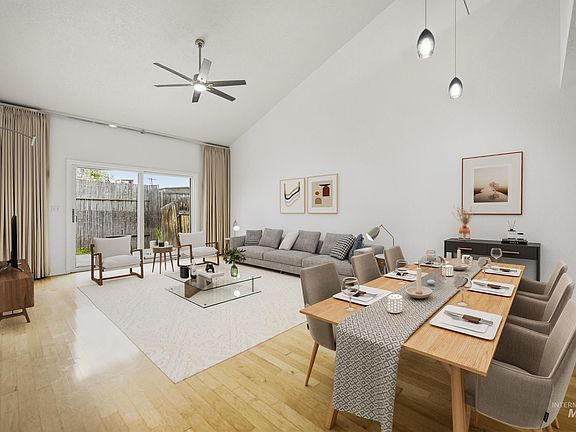 3rd image of 4617 N Carlsbad Way