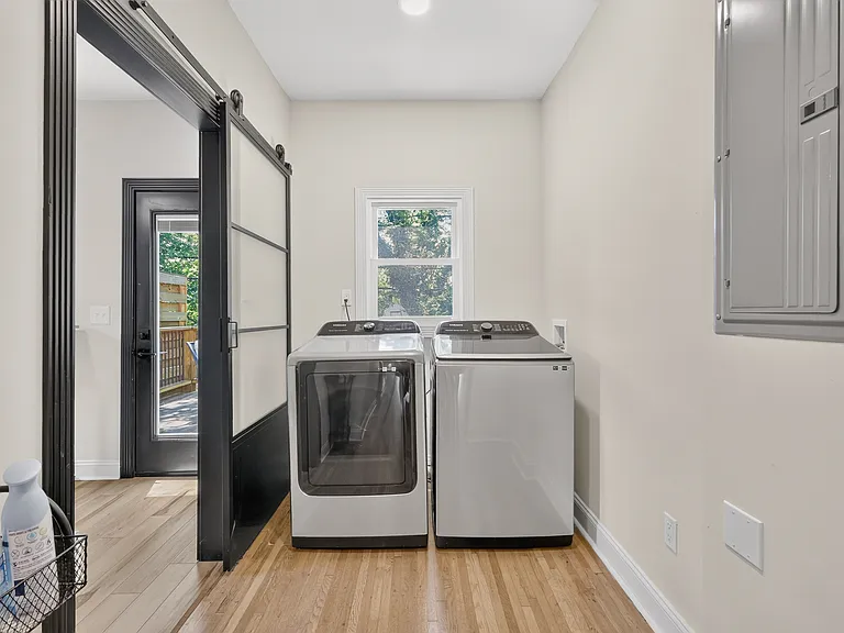 2127 Blair Blvd — Photo 15