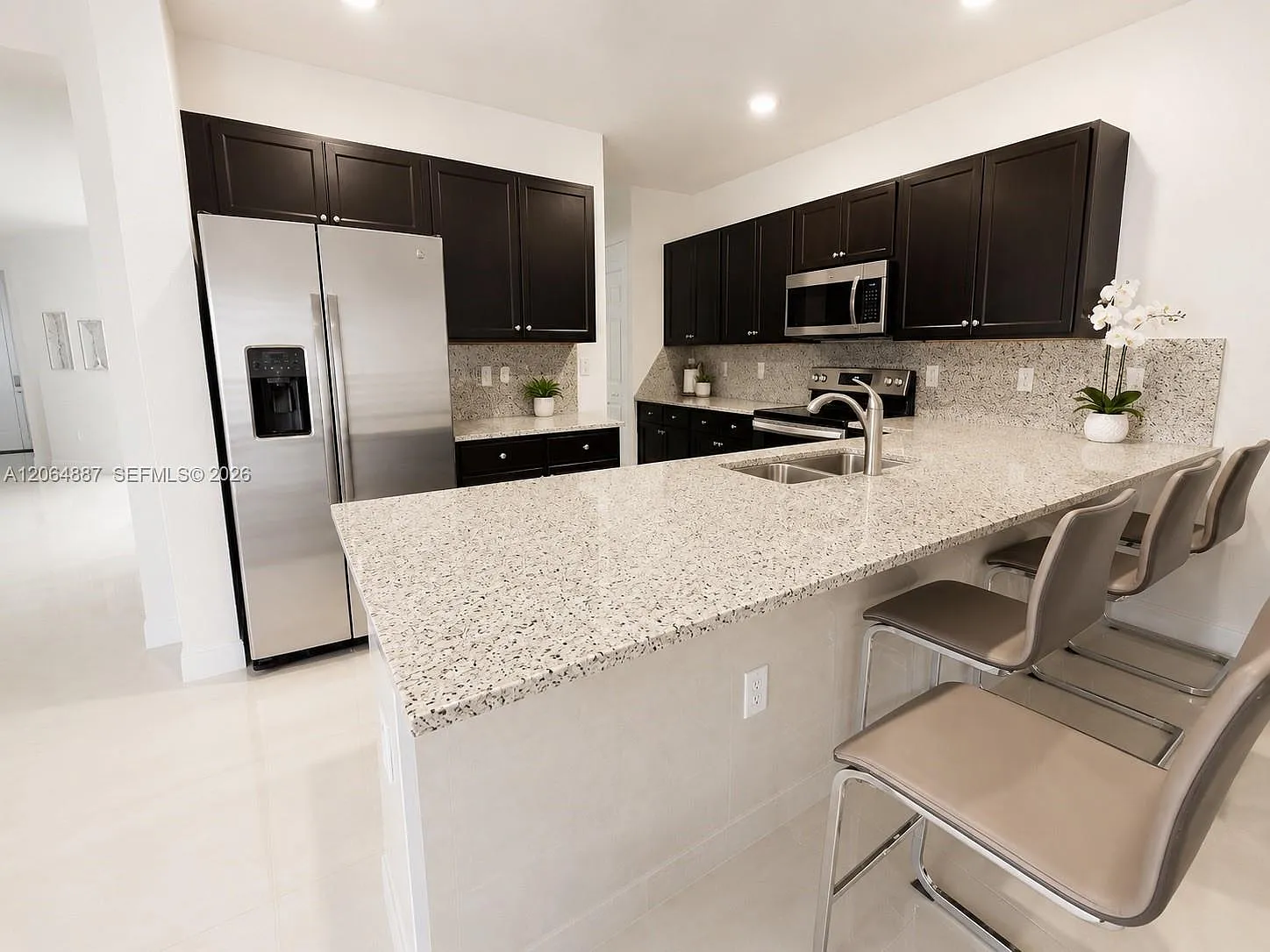 Aquabella Section Two — Photo 2