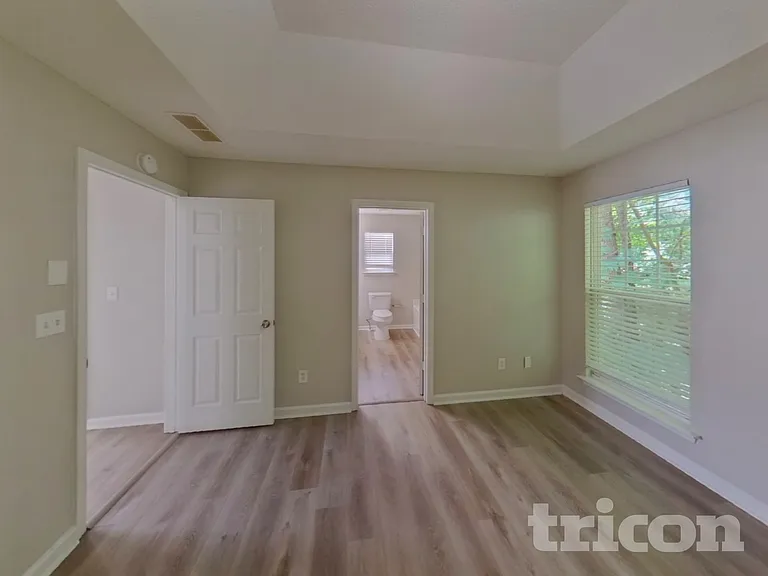 5741 Amerson Ln — Photo 7