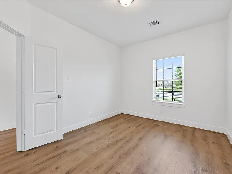 4506 Blue Moutain Laurel — Photo 8