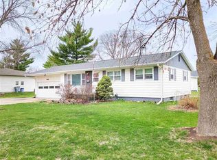 811 N 10th St, Norfolk, NE 68701