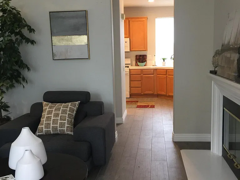 753 E Port Hueneme Rd — Photo 4