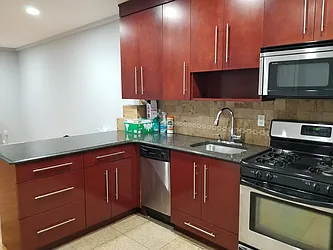 Rented by Metropolis International Realty Inc.