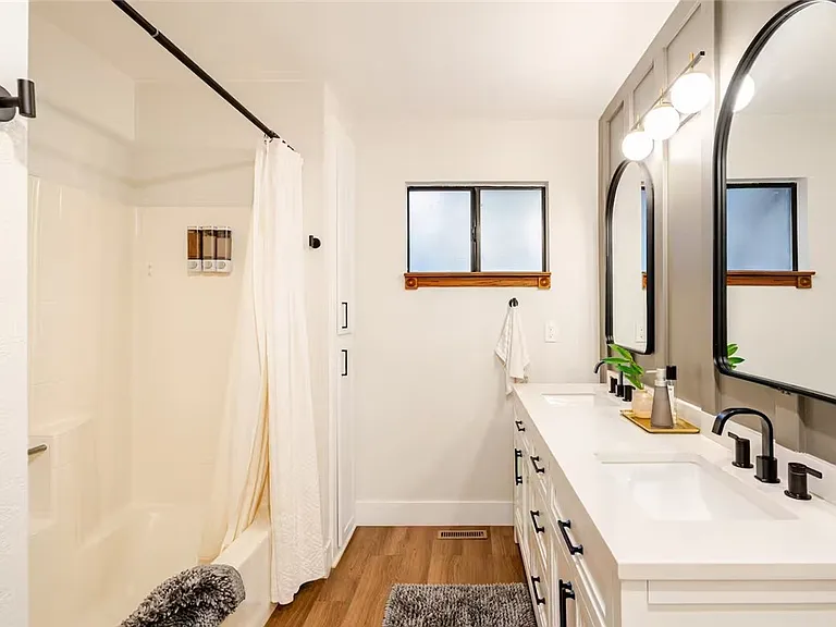 24656 Bernard Dr — Photo 35